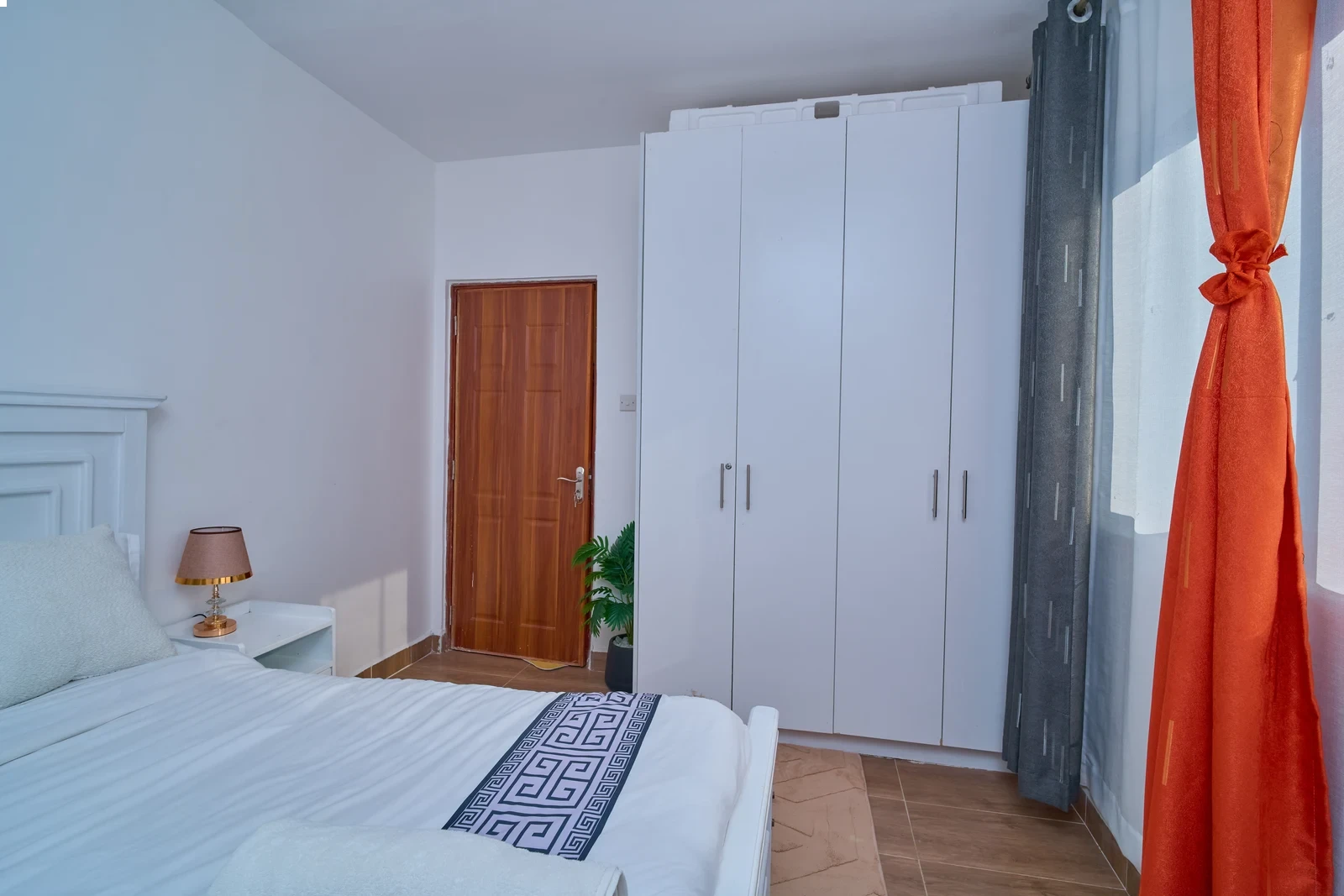 Luxore Residences — Photo 18
